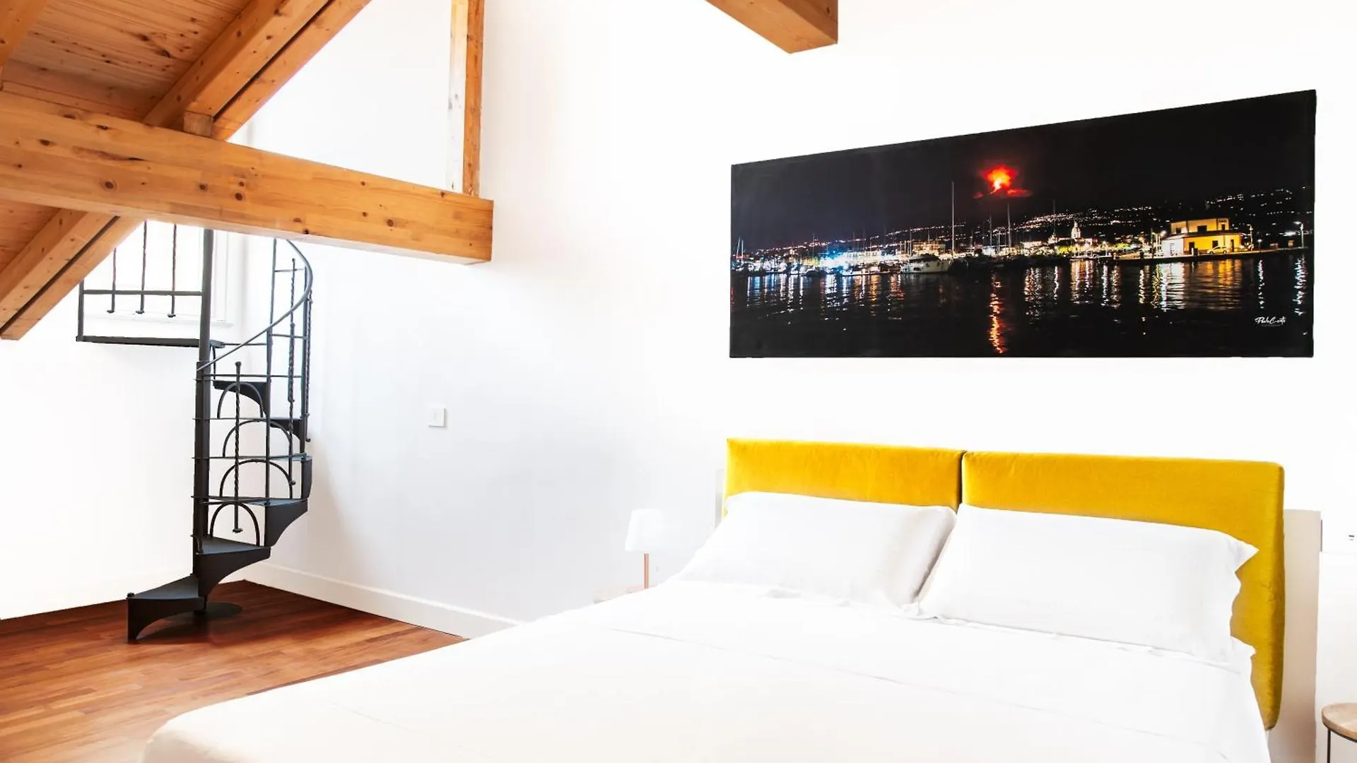 Palazzo Marinella Sicilian Luxury Stay Giarre 0*,  Italia