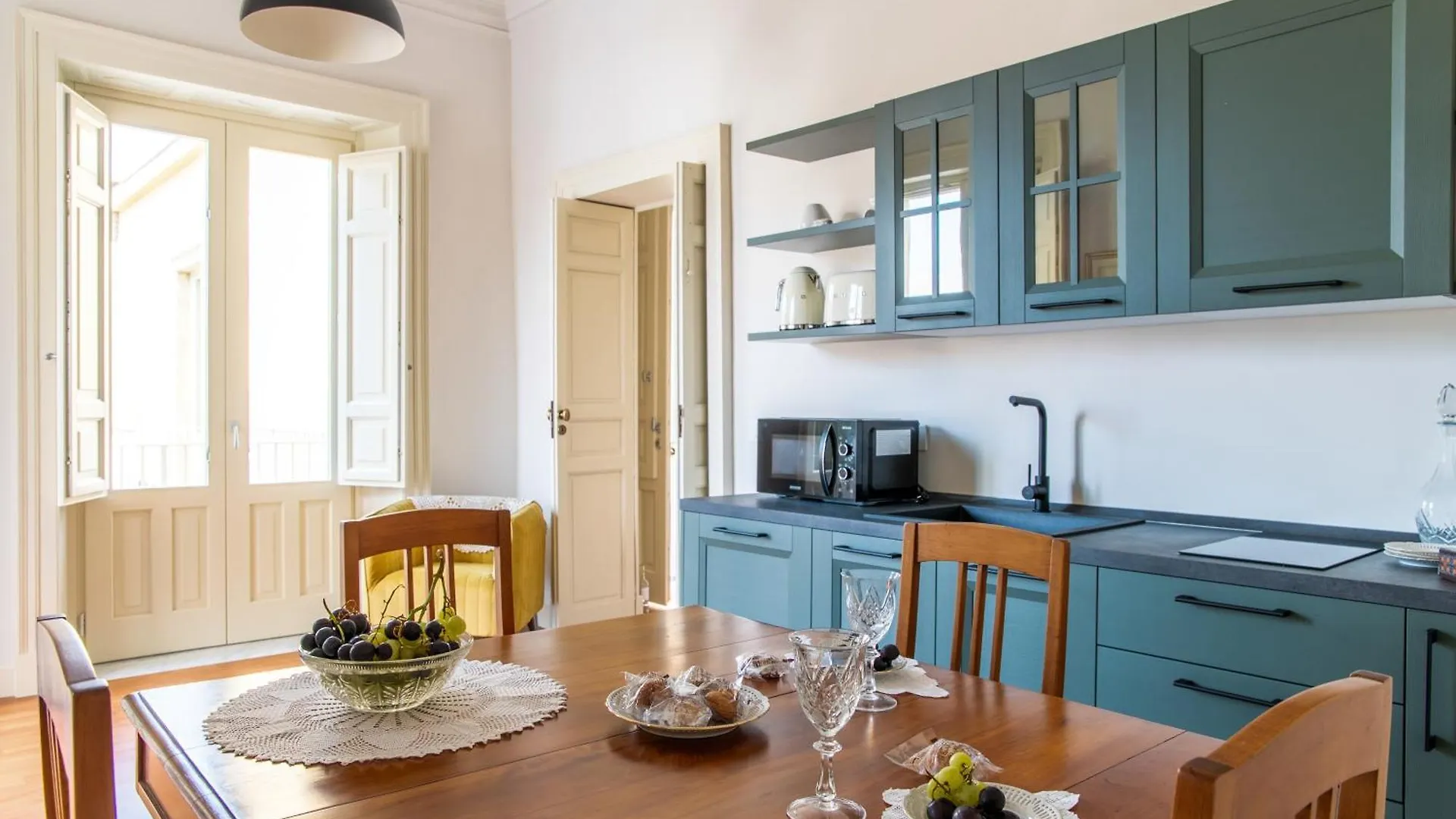 Palazzo Marinella Sicilian Luxury Stay Giarre Italia