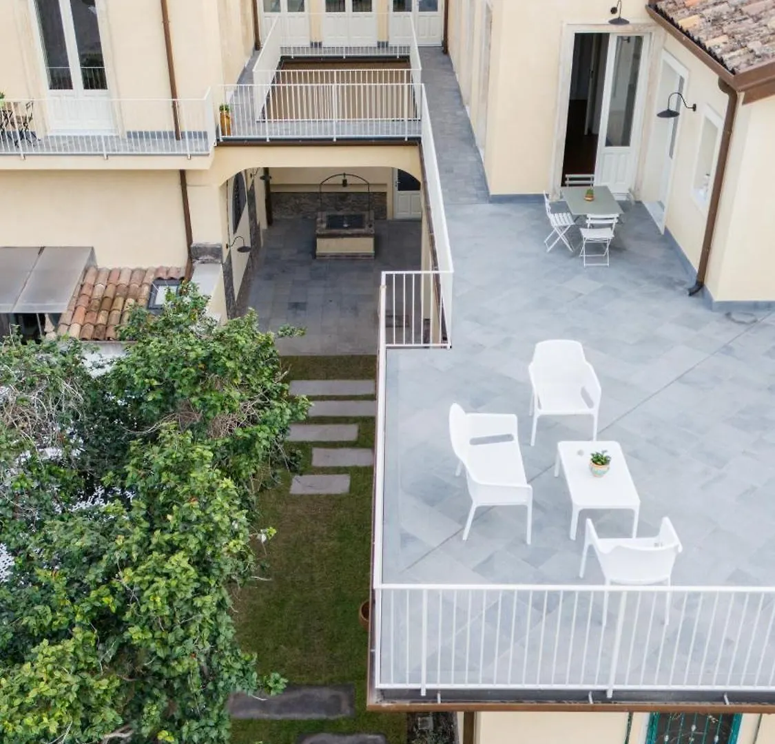 Palazzo Marinella Sicilian Luxury Stay Giarre 0*,  Ιταλία