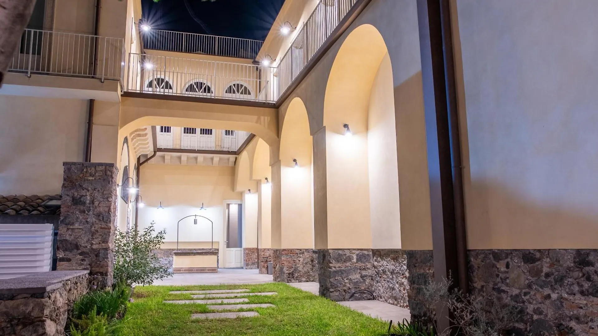 Palazzo Marinella Sicilian Luxury Stay Giarre