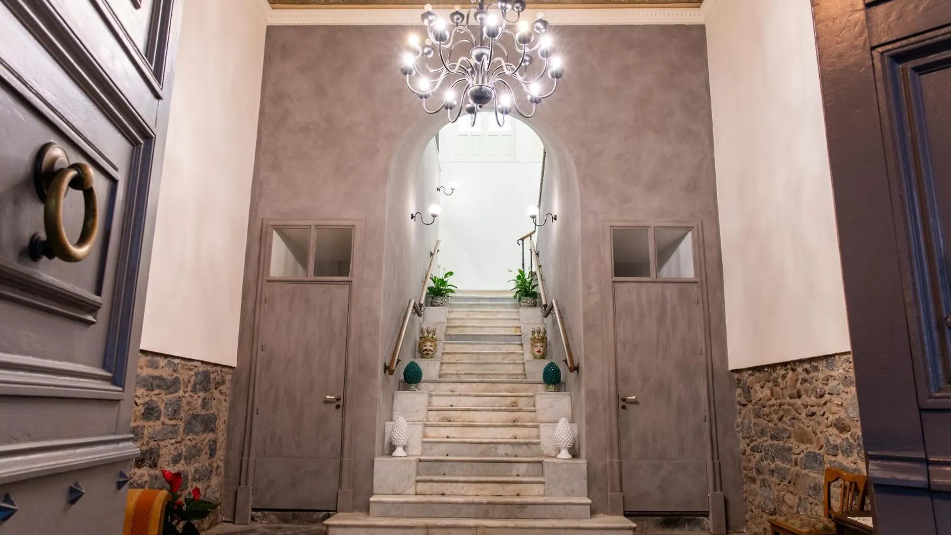 Palazzo Marinella Sicilian Luxury Stay Giarre 0*,  Ιταλία